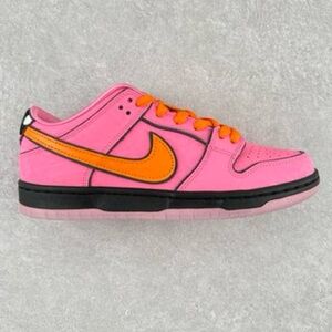 Nike Powerpuff girl blossom dunks